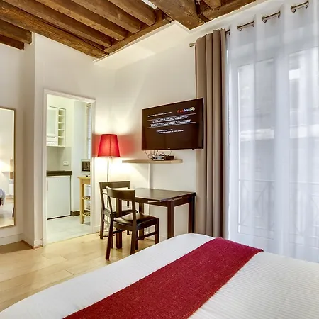 Apartment Le Marais * باريس